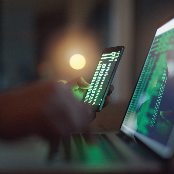 Enjeux et stratégie de l'arme cyber  - Partie 1 : les définitions cyber cover